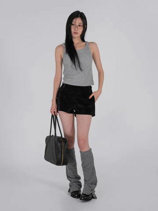 Mar Minimal Elastic Suede Low-Rise Shorts