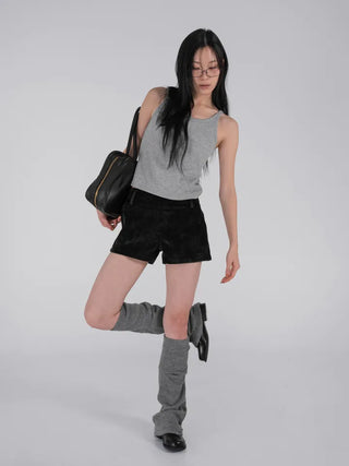 Mar Minimal Elastic Suede Low-Rise Shorts