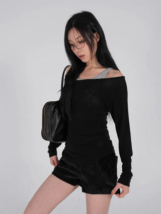 Mar Minimal Elastic Suede Low-Rise Shorts