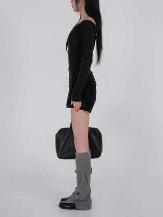 Mar Minimal Elastic Suede Low-Rise Shorts