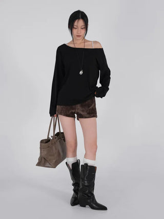 Mar Minimal Elastic Suede Low-Rise Shorts