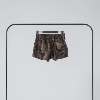 Mar Minimal Elastic Suede Low-Rise Shorts