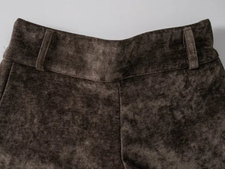 Mar Minimal Elastic Suede Low-Rise Shorts