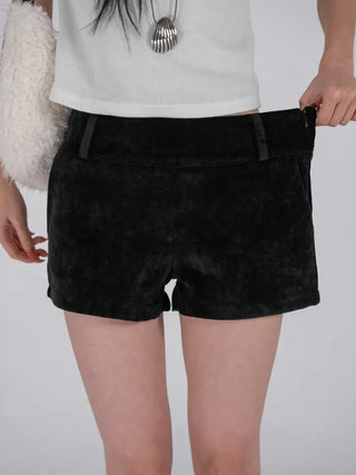 Mar Minimal Elastic Suede Low-Rise Shorts