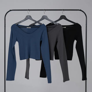 Ar Slim Crop V-Neck Long Sleeve T-Shirt