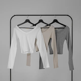 Ar Slim Crop V-Neck Long Sleeve T-Shirt