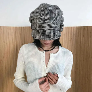 Slit Neckline Close-fit Ribbed Knit