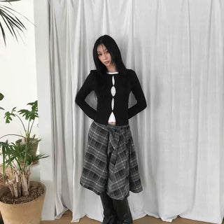 Center Cutout Slim Fit Cropped Long Sleeve Tee