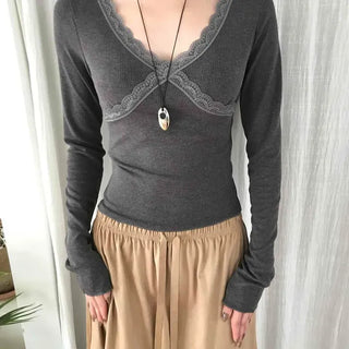 Twist Lace V-Neck Crop Long Sleeve T-Shirt