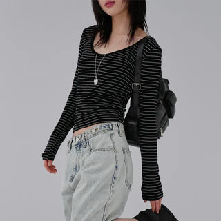 Yeni U-neck Two-way Long Sleeve T-shirt