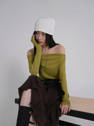 Dion Boat Neck Off-Shoulder Basic Tee