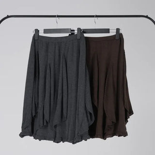 Vero Vintage Asymmetrical Wavy Knit Skirt