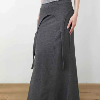 Curved line cut detail slit long skirt