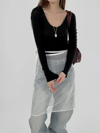 Noir V-neck Long Sleeve Tee