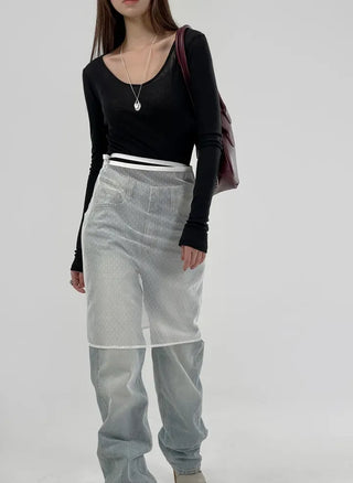 Noir V-neck Long Sleeve Tee