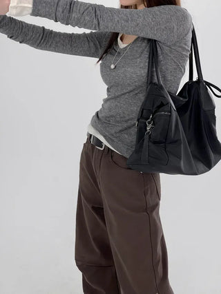 Noir V-neck Long Sleeve Tee