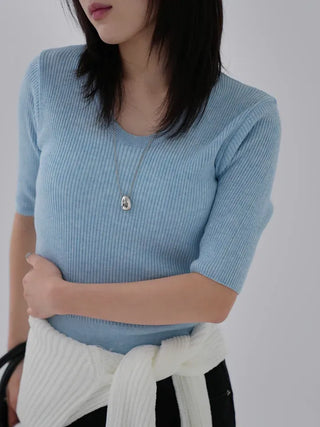 Zarre U-neck short-sleeve knit