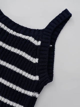 Reu Ribbed U-Neck Sleeveless