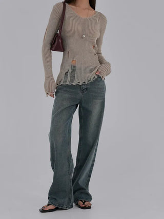 Yanu V-neck Damaged Knit