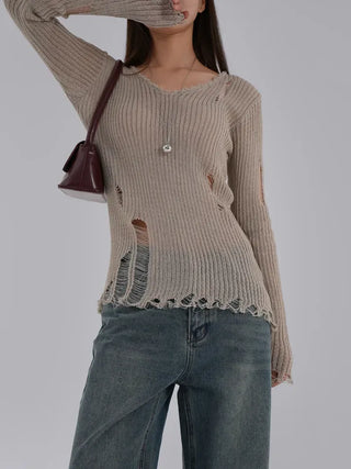 Yanu V-neck Damaged Knit