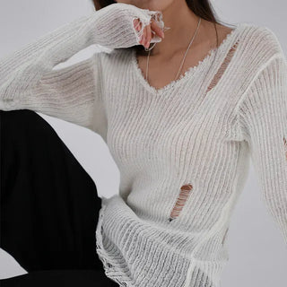 Yanu V-neck Damaged Knit