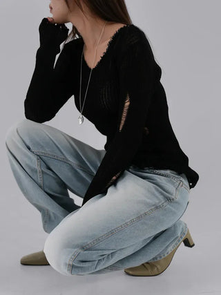 Yanu V-neck Damaged Knit