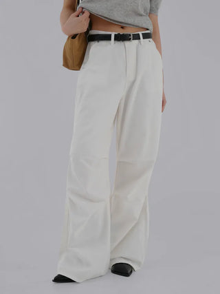 Maing pintuck parachute pants