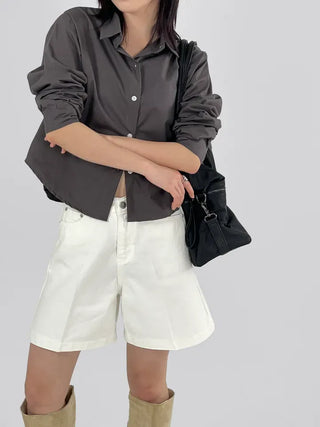 Claw part wide shorts
