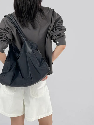 Claw part wide shorts