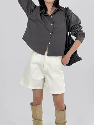 Claw part wide shorts