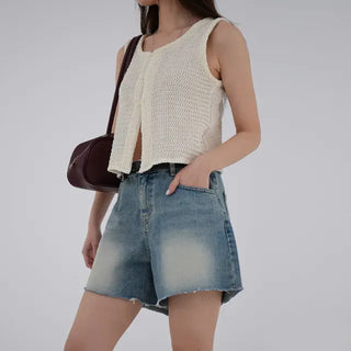 Lonely Button Sleeveless Knit