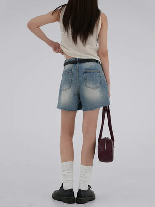 Lonely Button Sleeveless Knit