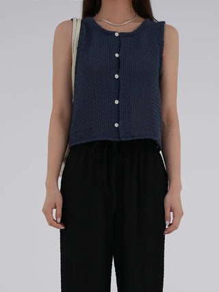 Lonely Button Sleeveless Knit