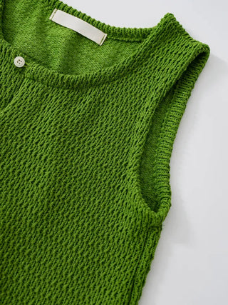 Lonely Button Sleeveless Knit