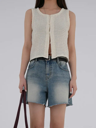 Lonely Button Sleeveless Knit
