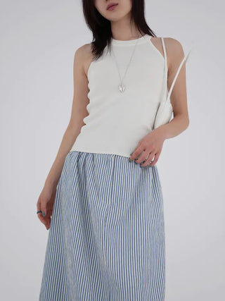 Slit Halterneck Sleeveless Knit