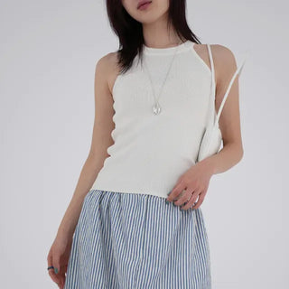 Slit Halterneck Sleeveless Knit