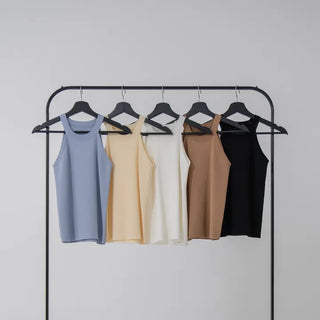 Slit Halterneck Sleeveless Knit