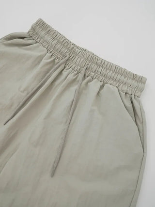 Chiring elastic banding rustling shorts