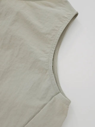 Chiring rustling back slit sleeveless