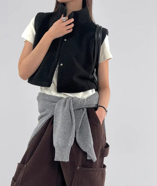 Pain Fleece Crop Vest