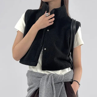 Pain Fleece Crop Vest