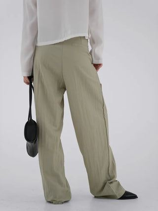 Brenny Two-Pin Tuck Long Pants