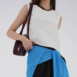 Now backless sleeveless blouse