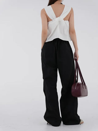 Now backless sleeveless blouse