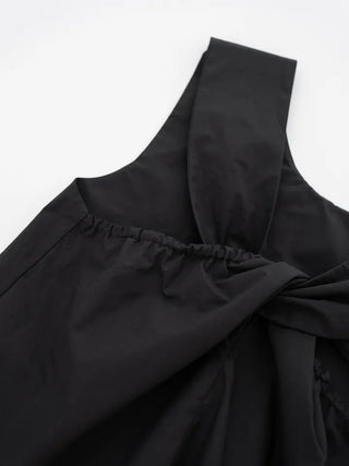 Now backless sleeveless blouse