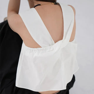 Now backless sleeveless blouse