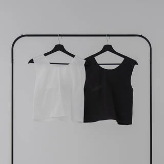 Now backless sleeveless blouse