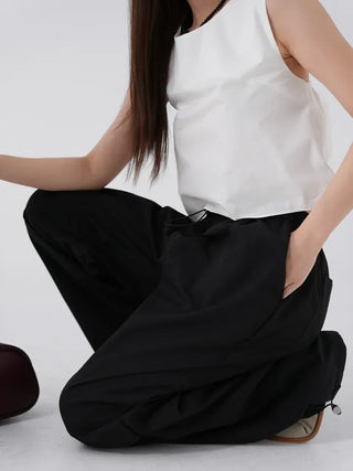 Now backless sleeveless blouse