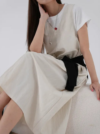 Fanu V-neck Maxi Sleeveless Dress